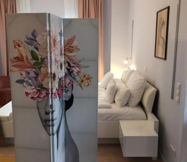 Schrobenhausen Hotel | Family-Friendly Lèvres Hotel: Guest Rated 9.5/10