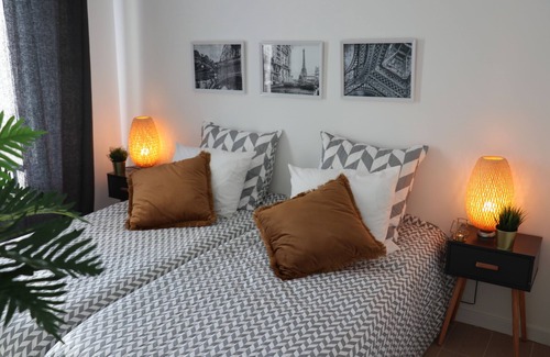 Noisy-le-Grand Hotel | Experience Léa de Paris: Guest Rated 9.8 with Dining & More