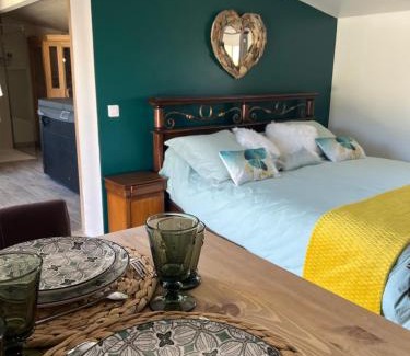 Bellegarde Bed & Breakfast | Discover Lécrin Chambre d'Hôte with Spa & Ocean Views