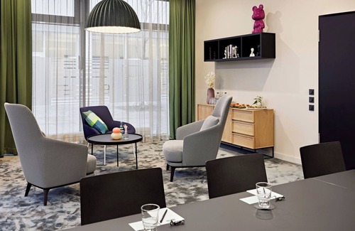 Bielefeld Hotel | Discover LÉGÈRE EXPRESS Bielefeld with Pool & Breakfast
