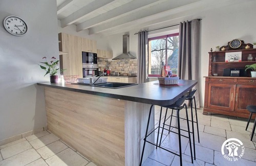 Plumeliau House | Family-Friendly Gîte Léon in Plumeliau Awaits You