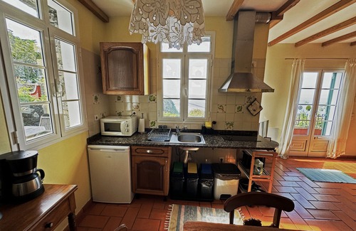 Arco de Sao Jorge Apartment | Discover Lírios do Campo: Family-Friendly Retreat Awaits