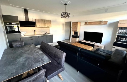 Dobling Apartment | Child-Friendly Löwenblick: Guest Rated 10/10 for Comfort
