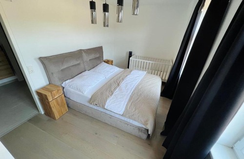 Dobling Apartment | Child-Friendly Löwenblick: Guest Rated 10/10 for Comfort