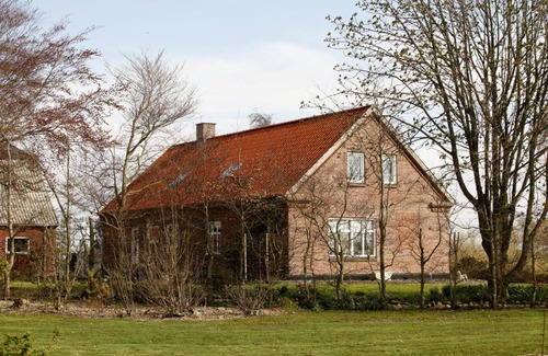 Outrup Apartment | Cozy Løftgård Bed and Bath: Pet Friendly with Breakfast