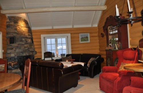 Gol Municipality House | Pet-Friendly Retreat at Løstegård Hytter - 4 Stars, Hot Tub