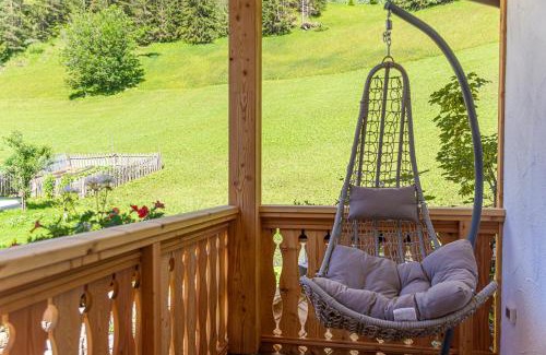 San Martino in Badia Apartment | Discover Lüch dl Jëinder: Pet Friendly with Breakfast Included