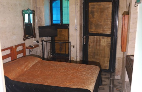 Sahinbey House | Guest Rated: 9.6 at Lütfü Bey Konağı with Breakfast Included