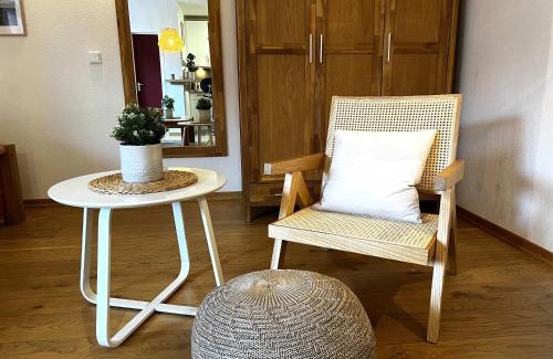 Baltrum Apartment | Discover Lüttje Düne: Family-Friendly Haven with Great Reviews