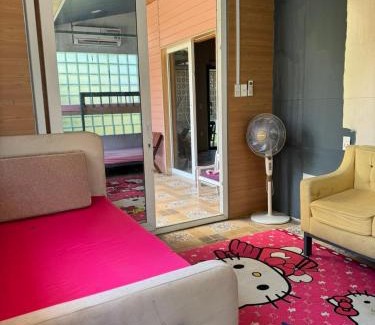 Long Ho Bed & Breakfast | Discover Lọ Lem Homestay: Pet-Friendly Oasis with Pool