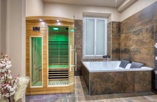 Quartier Chorier-Berriat Apartment | L'Âme Étoilée - Love Room avec Balnéo & Sauna