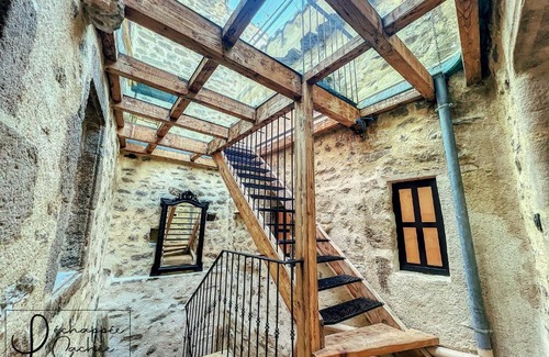 Saint-Etienne-de-Fontbellon House | Experience L’ Échappée Cachée - Oceanfront Gîte with Spa