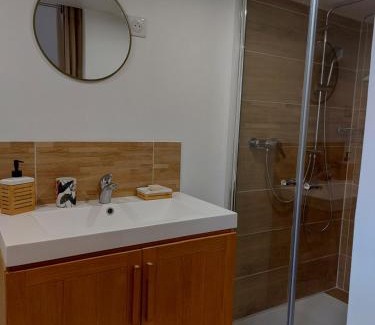 Montrichard Val de Cher Bed & Breakfast | Discover L'échappée Montrichardaise: Family-Friendly Retreat