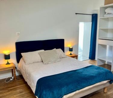 Beaumont Apartment | Discover L'Acacia Futuroscope for 6 - Pet Friendly & Breakfast