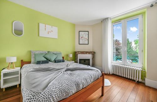 Noisy-le-Grand House | L'Écrin Parisien - Proche Paris - 10 pers