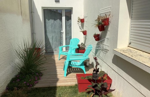 Les Sables d'Olonne House | Beachfront Bliss at L’ écume de mer - Rated 9.6/10