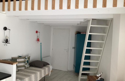 Les Sables d'Olonne House | Beachfront Bliss at L’ écume de mer - Rated 9.6/10