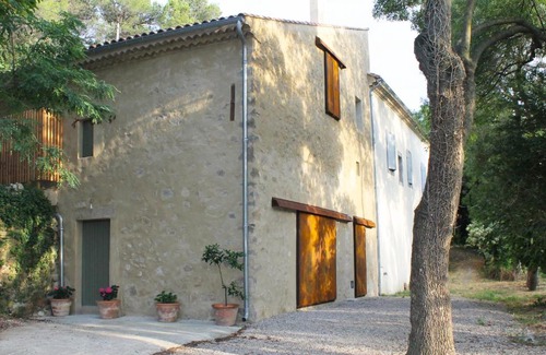 Beaufort Apartment | Relax at L'écurie de Gamin - Family-Friendly Retreat