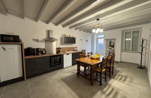 Quincerot House | Discover L’ÉCURIE: Family-Friendly with a 9.3 Guest Rating