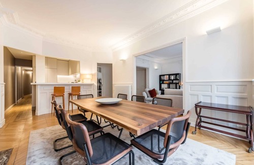 6th Arrondissement House | L’Élégance Parisienne:130m2 Exceptional Living on Rue du Four, Saint-Germain