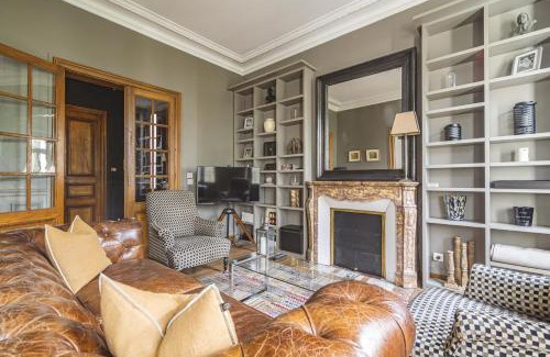 Centre Erlon Apartment | Discover L'Élégance Vue Parc - A Stylish 4-Star Retreat