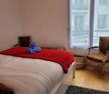 Talensac-Pont Morand Apartment | Tranquil City Retreat at L'élégant - Family Friendly Stay