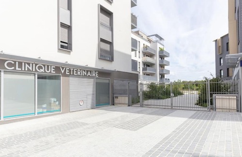 Guyancourt Apartment | Elegant T2 Near Versailles & Paris - Guest Rated 9.2/10