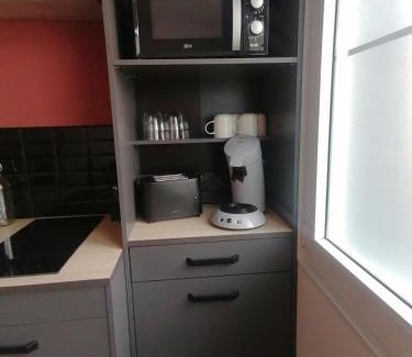 Petit-Fort-Philippe Apartment | Family-Friendly Retreat at L'étoile de mer - Les remparts