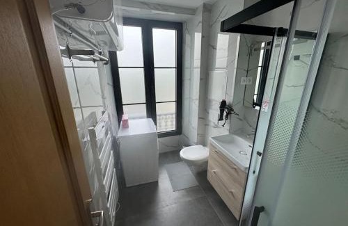 Dammarie Les Lys Apartment | Cozy Apartments in Dammarie-lè-Lys, France for Families