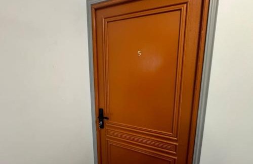 Dammarie Les Lys Apartment | Pet-Friendly Apartments in Dammarie-lè-Lys, France