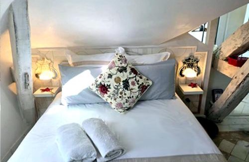 Moret-sur-Loing Apartment | L'Étoile