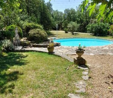Lorgues House | Relaxing Countryside Retreat with Pool Amenities