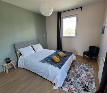 Bourges Apartment | Modern Comfort at L'îlot - Family-Friendly with Parking