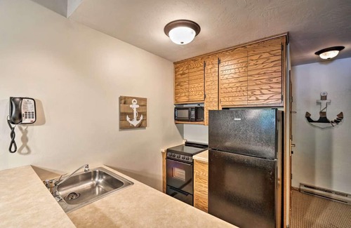 Egg Harbor Condo | Landmark Hotel: Unforgettable Views & Top Amenities