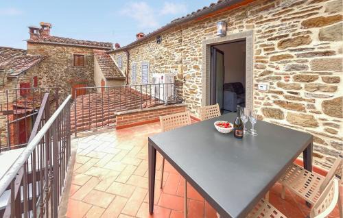 Castel Focognano Apartment | Inviting Apartment in Castel Focognano with Pool Access