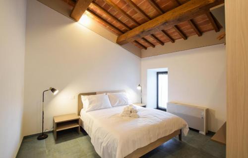 Castel Focognano Apartment | Inviting Apartment in Castel Focognano with Pool Access