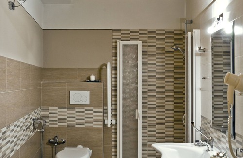 Pietraporzio House | Discover L'Abrì Affittacamere: Rated 9/10, Family-Friendly Stay