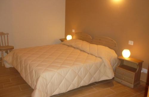 Pietraporzio House | Oceanfront Bliss at L'Abrì - Rated 9.3/10 by Guests