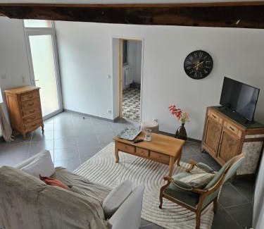 Saint-Riquier-es-Plains House | l'Abri-Côtier