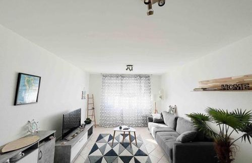 Hauteville-sur-Mer House | Oceanfront L’Abri-Côtier: Steps from the Sea, Rated 9.2