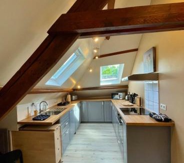 Frasnes-lez-Buissenal House | Explore Family-Friendly Comfort at L'Abri de la Chouette