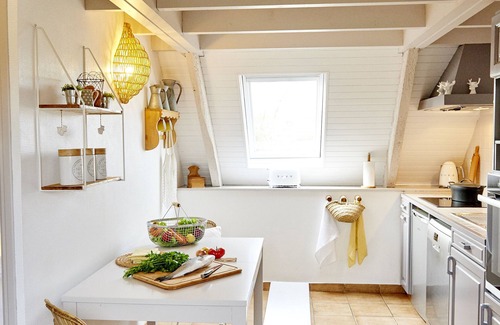 Saint-Quay-Perros House | Cozy L'Abri de Marie Duplex Near the Pink Granite Coast