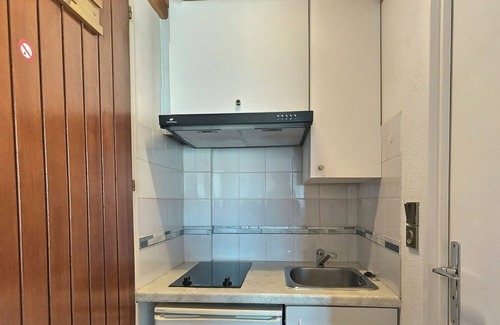 Charente-Maritime Apartment | L'abri du marin - studio - swimming pool, parking, wifi