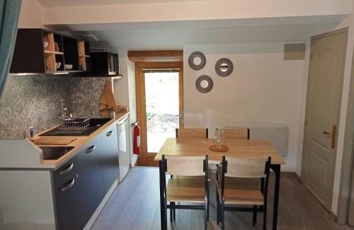 Vaudevant Bed & Breakfast | Discover Au Jardin Retrouvé: Family-Friendly Retreat