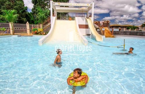Jardim Paraiso Apartment | Experience L'acqua diRoma: 4-Star Oceanfront Getaway