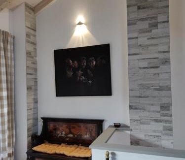 Turbigo Apartment | Discover L'ago nel pagliaio: Rated 9.3/10 and Pet Friendly