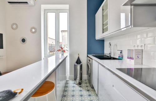Cognac Apartment | Family-Friendly Retreat at L'Aile Droite #3 with AC