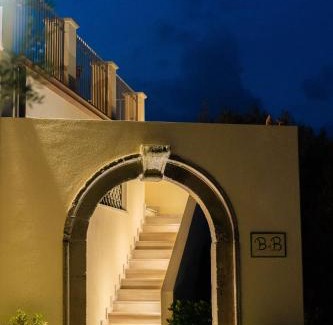 Scala Bed & Breakfast | Oceanfront Escape at L'ALBERO DELLA MANNA - Rated 9.7/10!