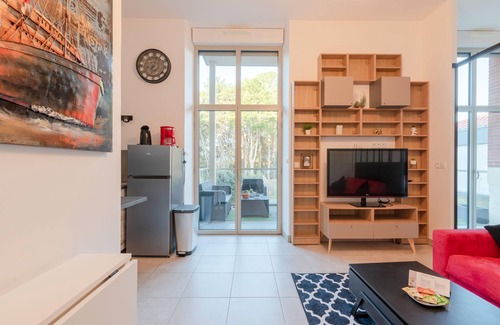 Pornic Apartment | Cozy Residential Apartment Steps from the Beach with Pool