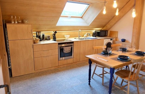 Naves-Parmelan Apartment | Cozy L'Alpage de la Bergerie Farmhouse with Spa & Breakfast